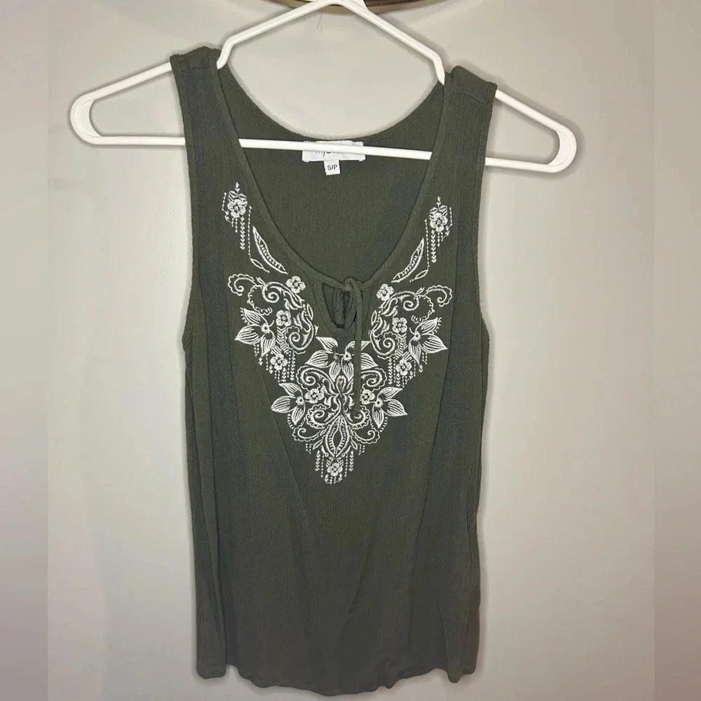 my style  women tank top size small​